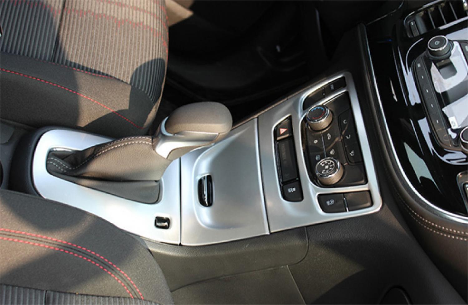 Mittelkonsole Schalttafel Klima Rahmen Blende Geeignet Für Opel Mokka ABS  Kunststoff Chrom Matt online kaufen bei FFZ Parts oder Carstyler Der  Kofferraumschutz für Dein Auto
